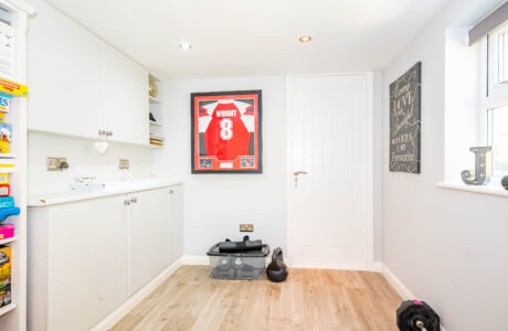Property Bee - Bramling Avenue, Yateley, Hampshire, GU46