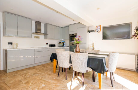 Property Bee - Ives Close, Yateley, Hampshire, GU46