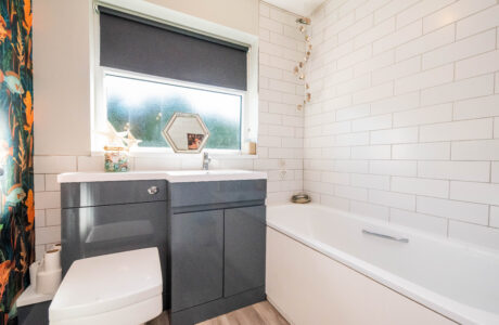 Property Bee - Ives Close, Yateley, Hampshire, GU46