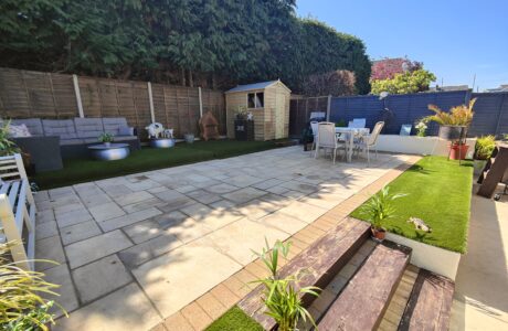 Property Bee - Ives Close, Yateley, Hampshire, GU46