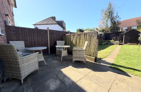 Property Bee - Campbell Avenue, Woking, Surrey
