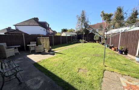 Property Bee - Campbell Avenue, Woking, Surrey