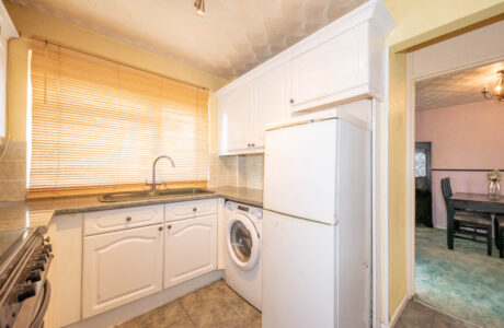 Property Bee - Aldwick Close, Farnborough, Hampshire, GU14