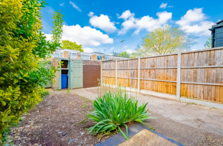 Property Bee - Aldwick Close, Farnborough, Hampshire, GU14