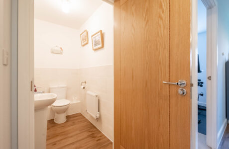Property Bee - Jubilee Drive, Church Crookham, Hampshire, GU52