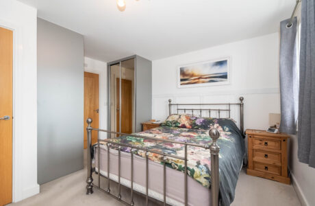 Property Bee - Jubilee Drive, Church Crookham, Hampshire, GU52