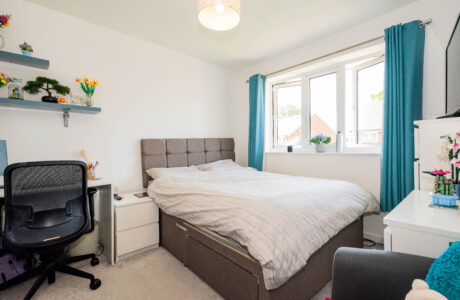 Property Bee - Urnfield, Yateley, Hampshire, GU46