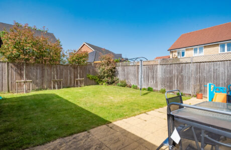 Property Bee - Urnfield, Yateley, Hampshire, GU46
