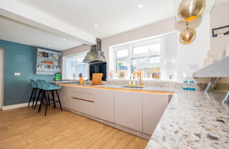 Property Bee - Bramling Avenue, Yateley, Hampshire, GU46