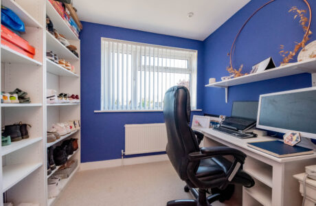 Property Bee - Bramling Avenue, Yateley, Hampshire, GU46