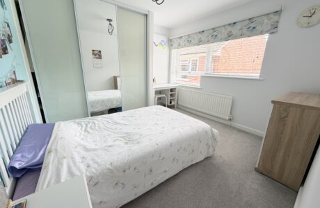 Property Bee - Inglewood Avenue, Camberley, Surrey