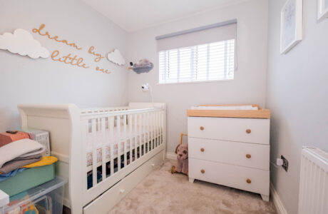 Property Bee - Wordsworth Avenue, Yateley, Hampshire, GU46