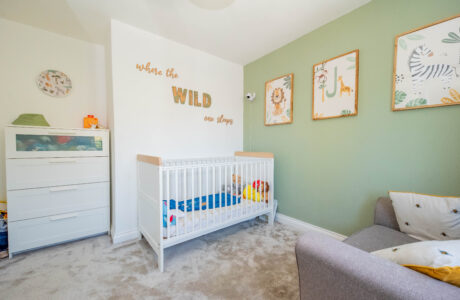 Property Bee - Wordsworth Avenue, Yateley, Hampshire, GU46