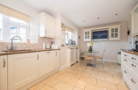 Property Bee - Throgmorton Road, Yateley, Hampshire, GU46