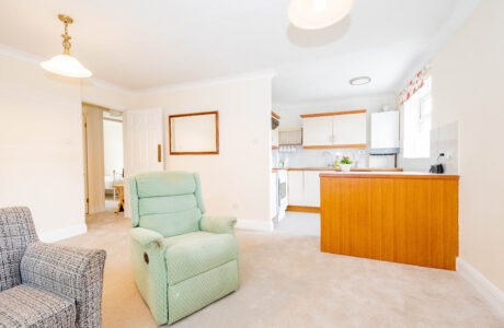 Property Bee - West Fryerne, Yateley, Hampshire, GU46