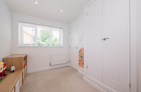 Property Bee - Patten Avenue, Yateley, Hampshire, GU46