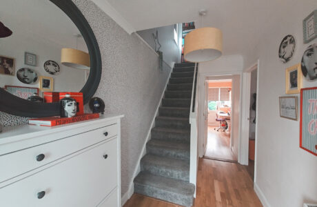 Property Bee - Staplehurst, Bracknell, Berkshire