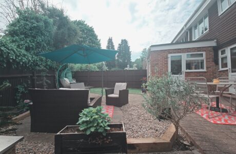 Property Bee - Staplehurst, Bracknell, Berkshire