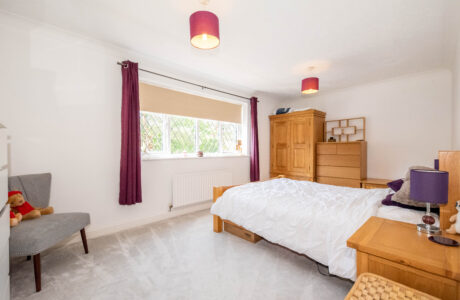 Property Bee - Garnet Field, Yateley, Hampshire, GU46