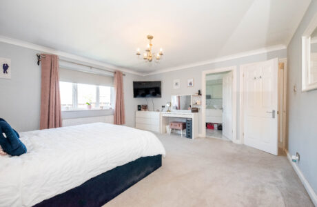 Property Bee - Garnet Field, Yateley, Hampshire, GU46