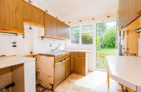 Property Bee - Kingfisher Drive, Yateley, Hampshire, GU46