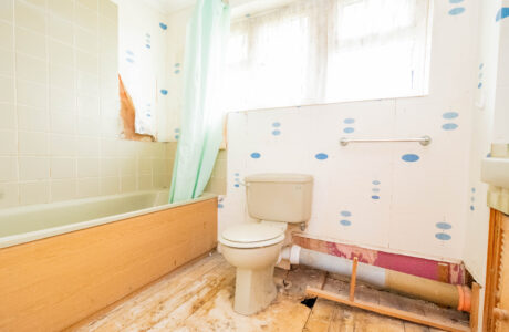 Property Bee - Kingfisher Drive, Yateley, Hampshire, GU46