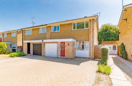 Property Bee - Sandy Lane, Farnborough, Hampshire, GU14