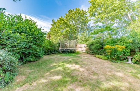 Property Bee - Holbeche Close, Yateley, Hampshire, GU46