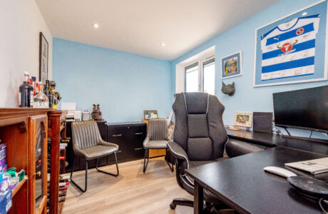Property Bee - Holbeche Close, Yateley, Hampshire, GU46