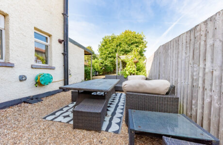 Property Bee - Sherborne Road, Farnborough, Hampshire, GU14