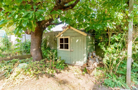 Property Bee - Sherborne Road, Farnborough, Hampshire, GU14