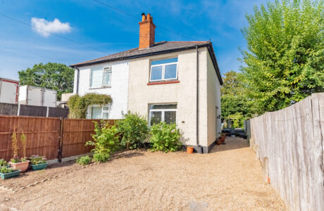 Property Bee - Sherborne Road, Farnborough, Hampshire, GU14