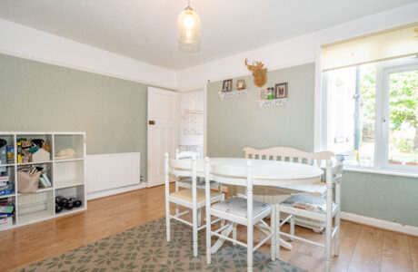 Property Bee - Sherborne Road, Farnborough, Hampshire, GU14