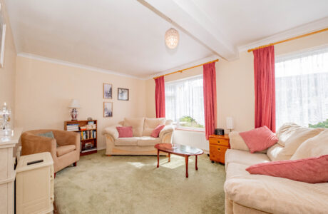 Property Bee - Victoria Drive, Blackwater, Hampshire, GU17