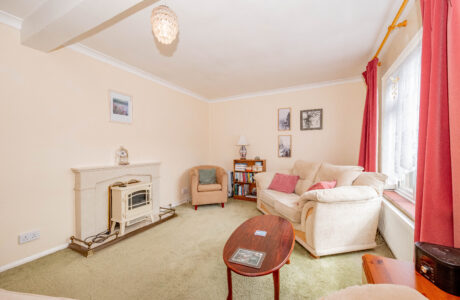 Property Bee - Victoria Drive, Blackwater, Hampshire, GU17