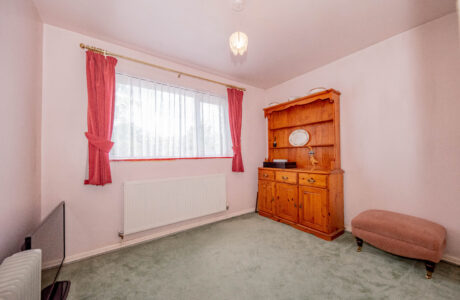 Property Bee - Victoria Drive, Blackwater, Hampshire, GU17