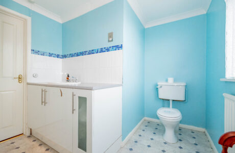 Property Bee - Victoria Drive, Blackwater, Hampshire, GU17