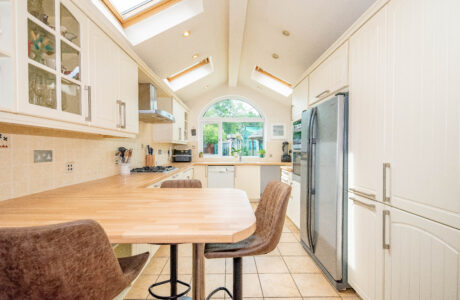 Property Bee - Aylesham Way, Yateley, Hampshire, GU46