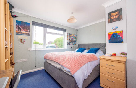 Property Bee - Aylesham Way, Yateley, Hampshire, GU46