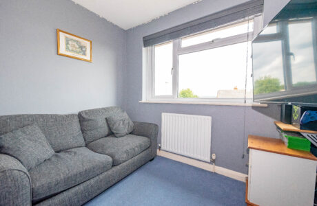 Property Bee - Aylesham Way, Yateley, Hampshire, GU46