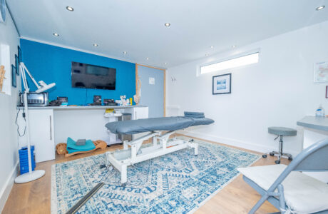 Property Bee - Aylesham Way, Yateley, Hampshire, GU46