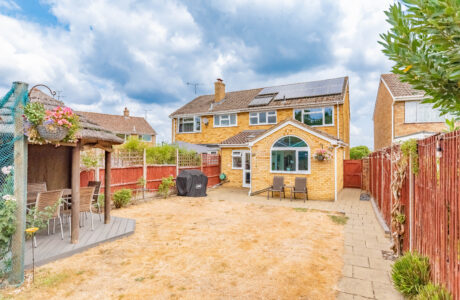 Property Bee - Aylesham Way, Yateley, Hampshire, GU46