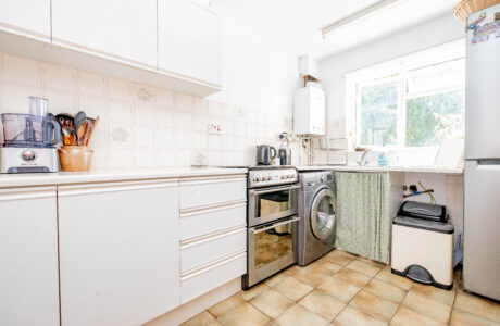 Property Bee - Ilex Close, Yateley, Hampshire, GU46