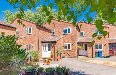 Property Bee - Ilex Close, Yateley, Hampshire, GU46