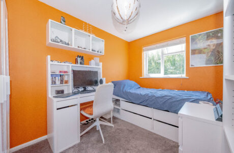 Property Bee - Ilex Close, Yateley, Hampshire, GU46