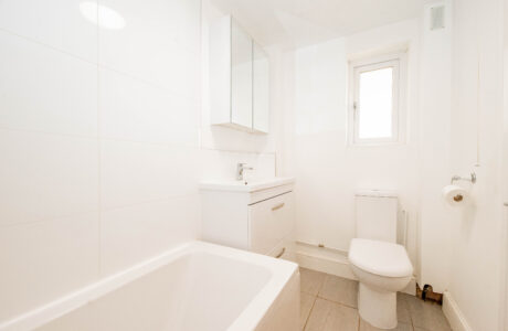 Property Bee - Lawday Place, Folly Hill, Farnham, GU9 0AA