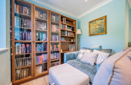 Property Bee - Borderside, Yateley, Hampshire, GU46