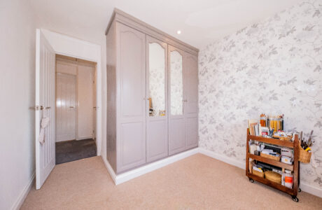 Property Bee - Borderside, Yateley, Hampshire, GU46