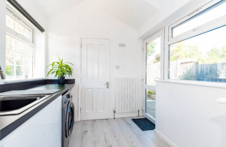 Property Bee - Hatherwood, Yateley, Hampshire, GU46