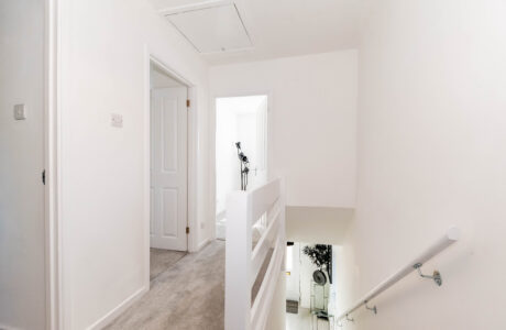 Property Bee - Hatherwood, Yateley, Hampshire, GU46